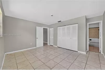 15380 NE 14th Ave, North Miami Beach, FL 33162 - Photo 25