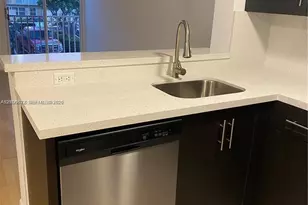 670 NW 85th Pl, Miami, FL 33126 - Photo 9