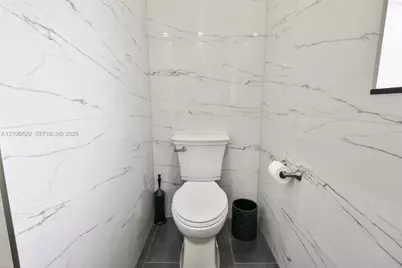 1431 S Ocean Blvd, Lauderdale by the Sea, FL 33062 - Photo 35