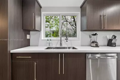 3231 Salzedo St, Coral Gables, FL 33134 - Photo 21