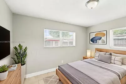 7060 Hood St, Hollywood, FL 33024 - Photo 9