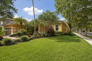 1213 Skylark Dr, Weston, FL 33327 - Photo 3