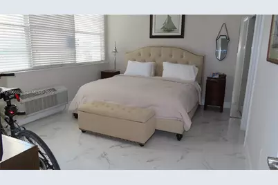 5313 Collins Ave #205, Miami Beach, FL 33140 - Photo 13