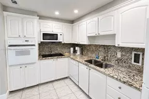 3801 S Ocean Dr, Hollywood, FL 33019 - Photo 3