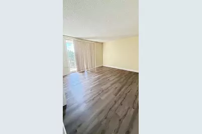 6930 Miami Gardens Dr #1-417, Hialeah, FL 33015 - Photo 15