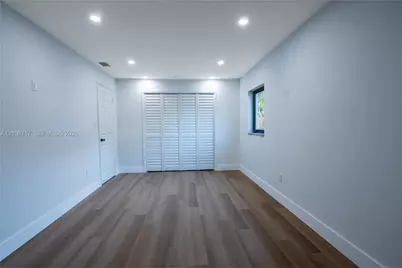 6811 Thomas St, Hollywood, FL 33024 - Photo 9