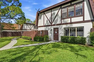 152 Weybridge Cir, Royal Palm Beach, FL 33411 - Photo 1