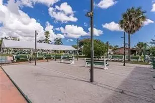 1000 SW 11th Ave, Hallandale Beach, FL 33009 - Photo 3