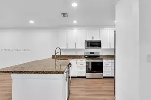 6608 SW 49th St, Davie, FL 33314 - Photo 7