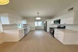 136 Marina Ave, Key Largo, FL 33037 - Photo 3
