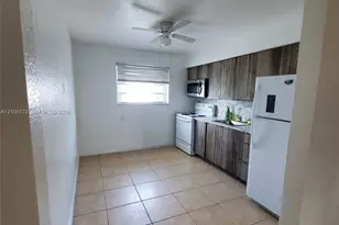 1644 NW 1st St, Miami, FL 33125 - Photo 9