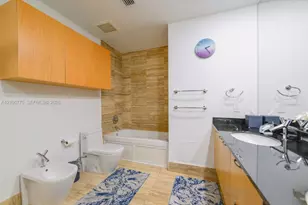 16001 Collins Ave, Sunny Isles Beach, FL 33160 - Photo 21
