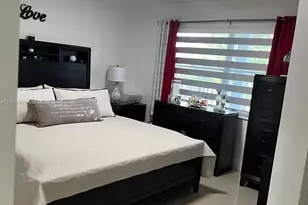 12600 SW 5th Ct, Pembroke Pines, FL 33027 - Photo 17