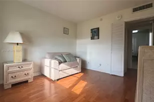 5161 Collins Ave, Miami Beach, FL 33140 - Photo 13