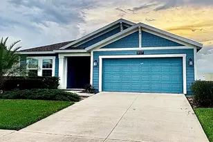 5137 Tanzanite Dr, Mount Dora, FL 32757 - Photo 1