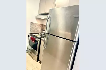 520 NE 38th St #15, Miami, FL 33137 - Photo 5