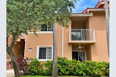 3231 Sabal Palm Mnr #203, Davie, FL 33024 - Photo 1