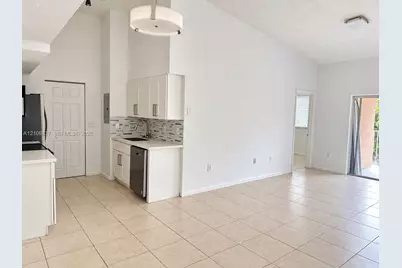 3231 Sabal Palm Mnr #203, Davie, FL 33024 - Photo 13