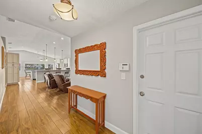 12683 NW 11th Pl, Sunrise, FL 33323 - Photo 7