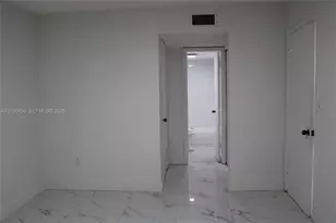1055 W 77th St, Hialeah, FL 33014 - Photo 17