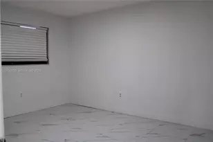 1055 W 77th St, Hialeah, FL 33014 - Photo 13