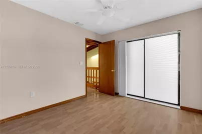 10960 SW 25th St, Miami, FL 33165 - Photo 15