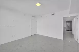 400 Sunny Isles Blvd, Sunny Isles Beach, FL 33160 - Photo 15