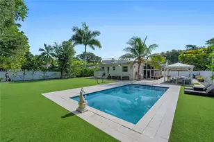 11144 NE 8th Ct, Biscayne Park, FL 33161 - Photo 3