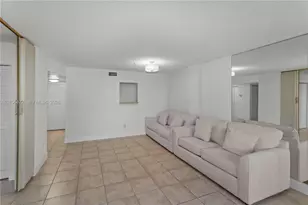 10852 N Kendall Dr, Miami, FL 33176 - Photo 11