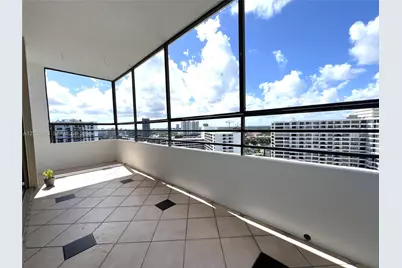 2500 Parkview Dr #2020, Hallandale Beach, FL 33009 - Photo 17