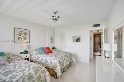 510 N Ocean Blvd #308, Pompano Beach, FL 33062 - Photo 11