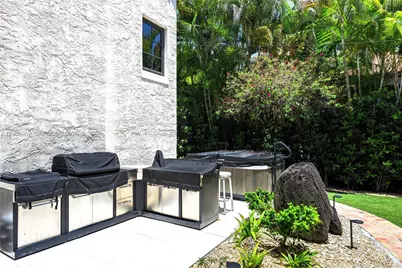 1822 Country Club Prado, Coral Gables, FL 33134 - Photo 7
