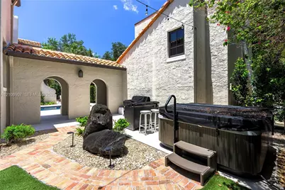 1822 Country Club Prado, Coral Gables, FL 33134 - Photo 5