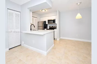 1237 SW 46th Ave #813, Pompano Beach, FL 33069 - Photo 11