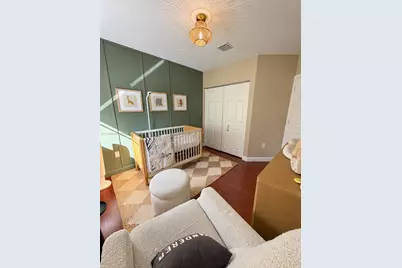 5747 NW 113th Ave, Doral, FL 33178 - Photo 9
