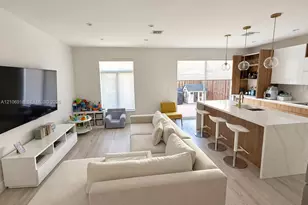 5747 NW 113th Ave, Doral, FL 33178 - Photo 3