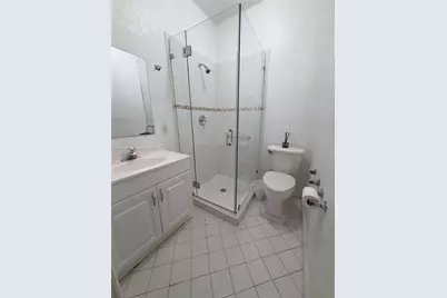 5747 NW 113th Ave, Doral, FL 33178 - Photo 19