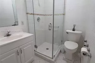 5747 NW 113th Ave, Doral, FL 33178 - Photo 19