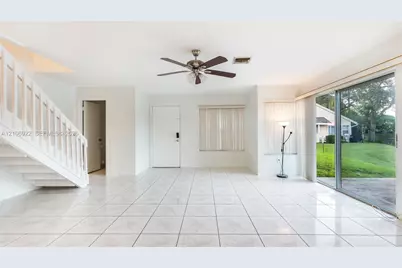 2115 Champions Wy #2115, North Lauderdale, FL 33068 - Photo 5