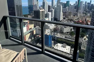 159 NE 6th St, Miami, FL 33131 - Photo 25