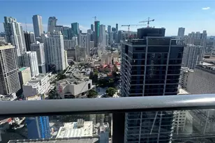 159 NE 6th St, Miami, FL 33131 - Photo 23