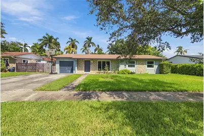 9121 SW 184th Ter, Cutler Bay, FL 33157 - Photo 1