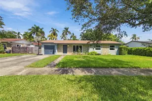 9121 SW 184th Terrace, Cutler Bay, FL 33157 - Photo 1