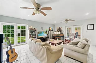 9121 SW 184th Terrace, Cutler Bay, FL 33157 - Photo 13
