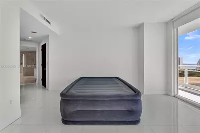 901 Brickell Key Blvd #1103, Miami, FL 33131 - Photo 23