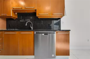 901 Brickell Key Blvd, Miami, FL 33131 - Photo 11