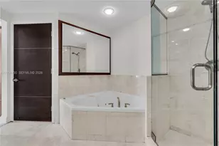 901 Brickell Key Blvd, Miami, FL 33131 - Photo 27