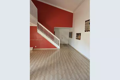 6328 NW 181st Ter, Hialeah, FL 33015 - Photo 3