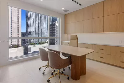 175 SW 7th St #1707, Miami, FL 33130 - Photo 21