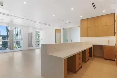 175 SW 7th St #1707, Miami, FL 33130 - Photo 15